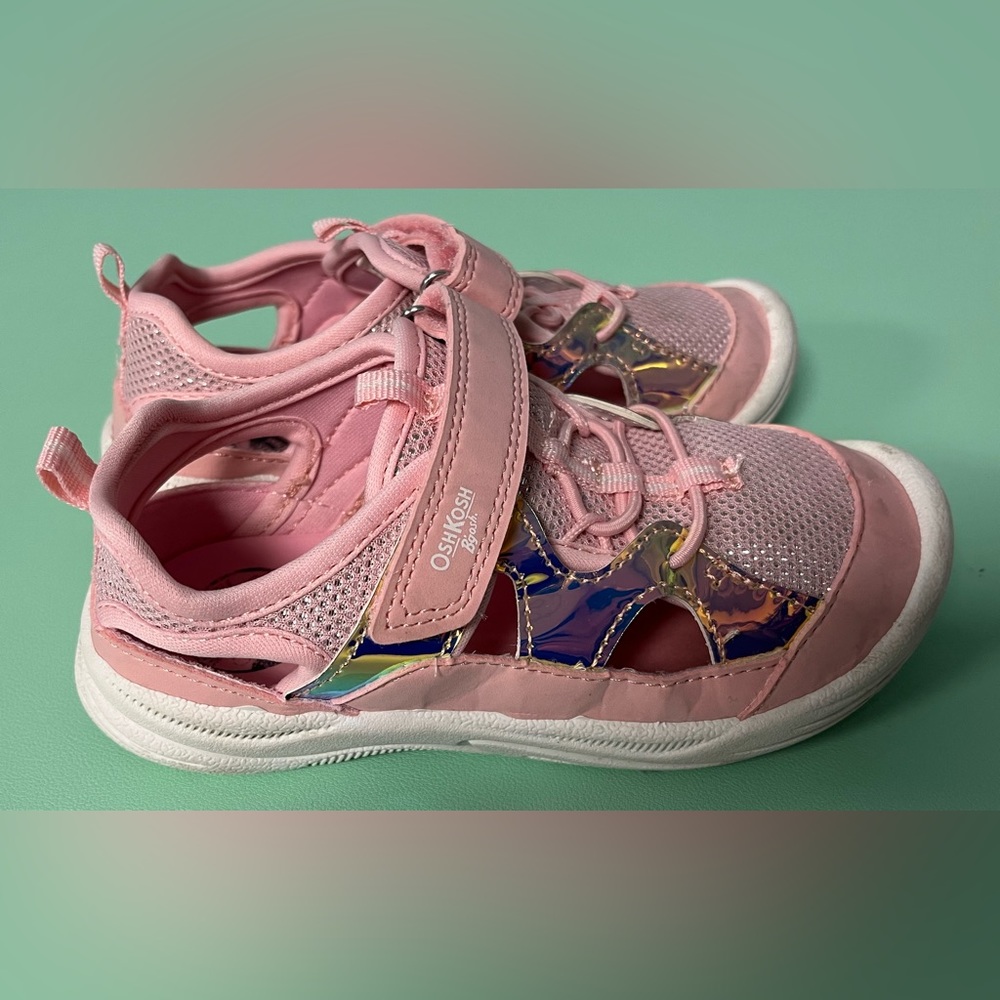 Oshkosh Pink Athletic Sandal Running Shoes, Girl size 11, Girl Sandals